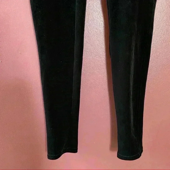 SPANX Velvet Leggings - Picture 5 of 9